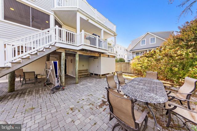 329 ESSEX AVE, Beach Haven, NJ 08008