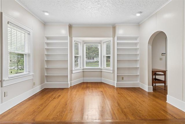 930 S Pickard Avenue, Norman, OK 73069