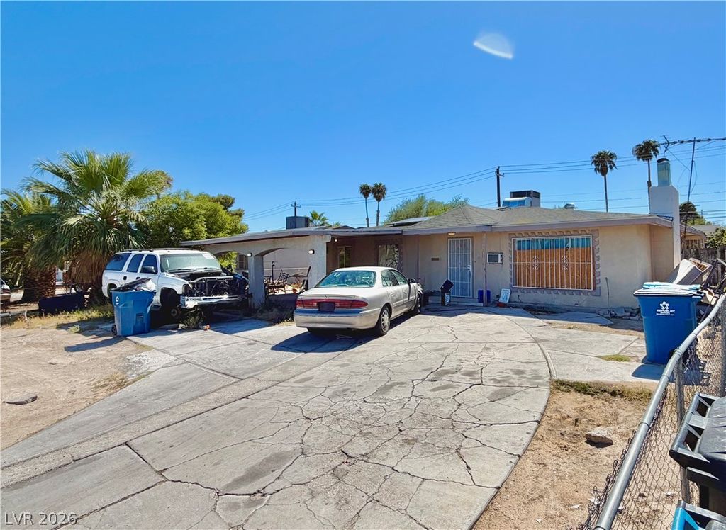 4265 Vegas Valley Drive, Las Vegas, NV 89121 — exterior