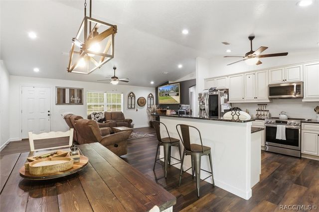 8683 N Teather Terrace, Dunnellon, FL 34434