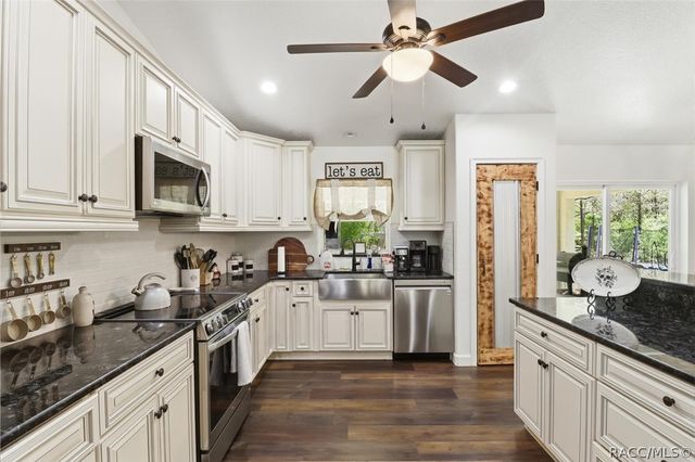 8683 N Teather Terrace, Dunnellon, FL 34434