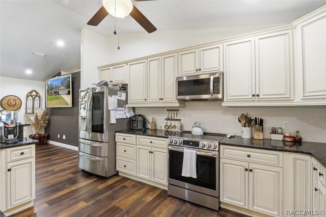 8683 N Teather Terrace, Dunnellon, FL 34434