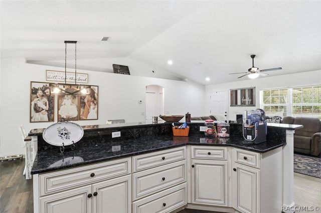 8683 N Teather Terrace, Dunnellon, FL 34434