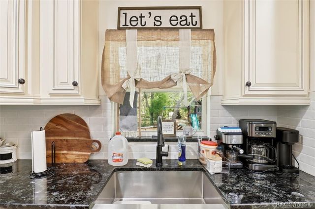 8683 N Teather Terrace, Dunnellon, FL 34434