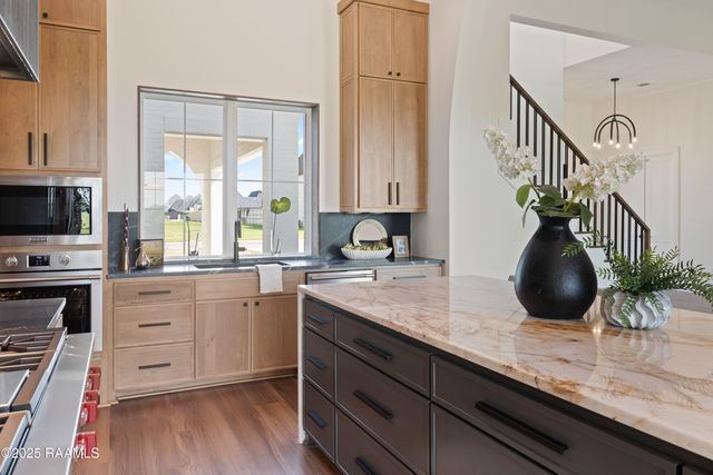 207 Sabal Bend Drive, Youngsville, LA 70592