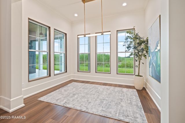 207 Sabal Bend Drive, Youngsville, LA 70592