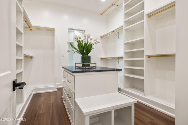 207 Sabal Bend Drive, Youngsville, LA 70592