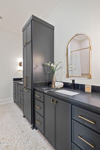 207 Sabal Bend Drive, Youngsville, LA 70592