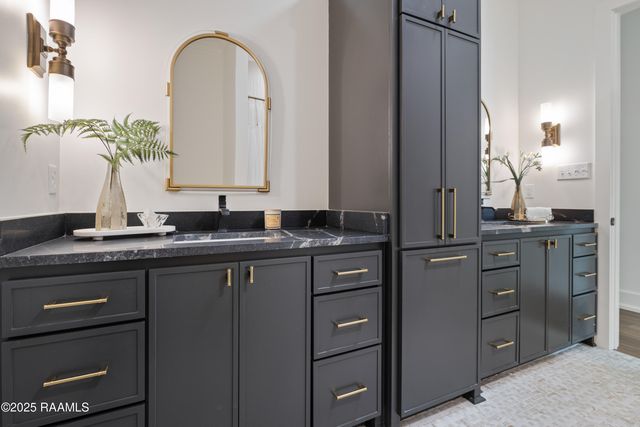 207 Sabal Bend Drive, Youngsville, LA 70592