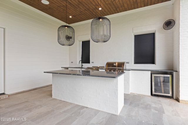 207 Sabal Bend Drive, Youngsville, LA 70592