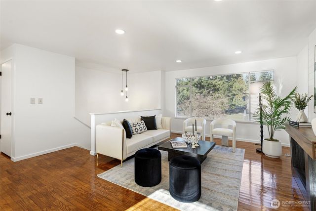 6304 165th Place SW, Lynnwood, WA 98037