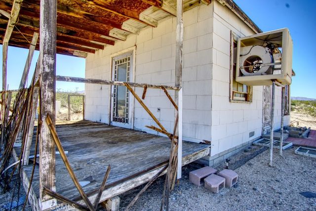 80422 Baseline Road, 29 Palms, CA 92277