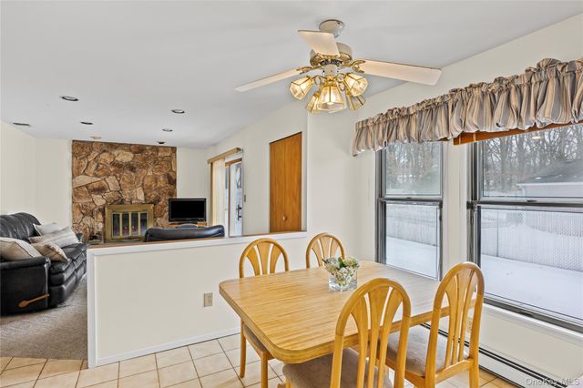 6 23rd Street, East Setauket, NY 11733