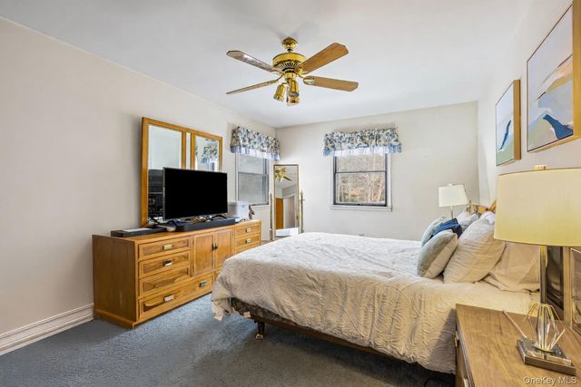 6 23rd Street, East Setauket, NY 11733