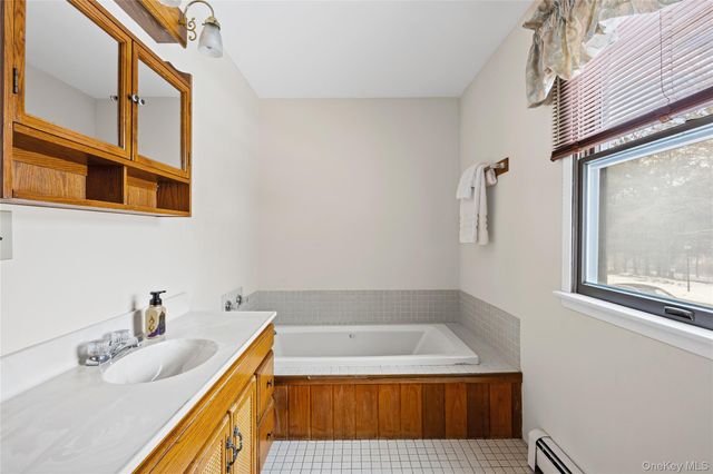 6 23rd Street, East Setauket, NY 11733