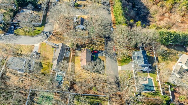 6 23rd Street, East Setauket, NY 11733