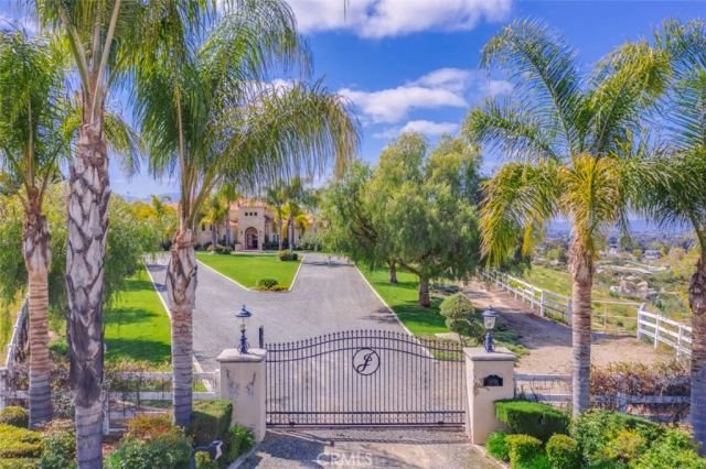 38750 Celita, Temecula, CA 92592