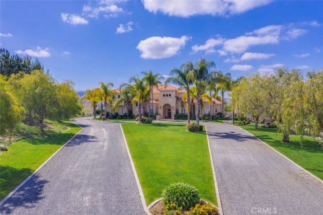 38750 Celita, Temecula, CA 92592