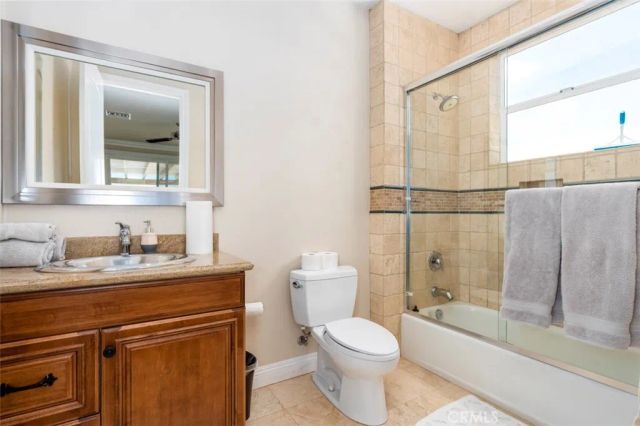 38750 Celita, Temecula, CA 92592