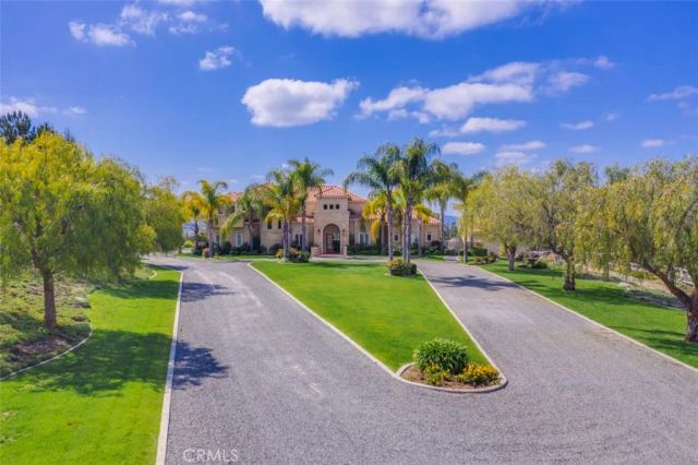 38750 Celita, Temecula, CA 92592
