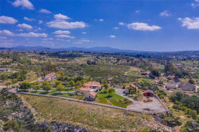 38750 Celita, Temecula, CA 92592