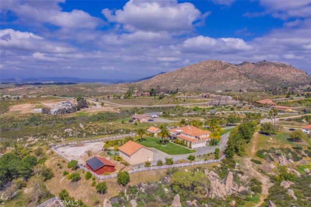 38750 Celita, Temecula, CA 92592