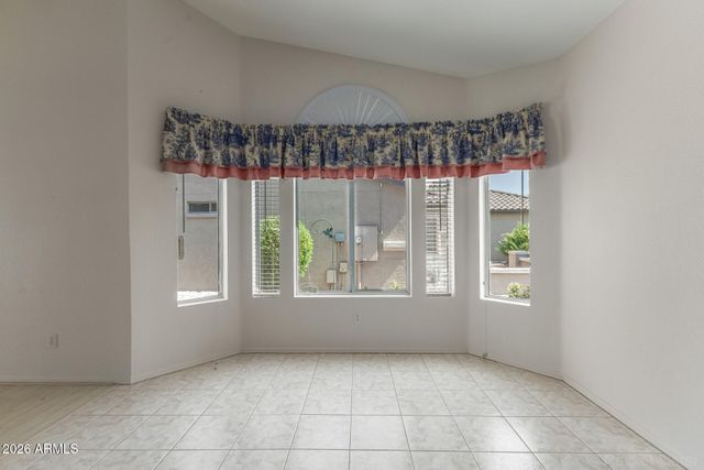 16124 W MULBERRY Drive, Goodyear, AZ 85395