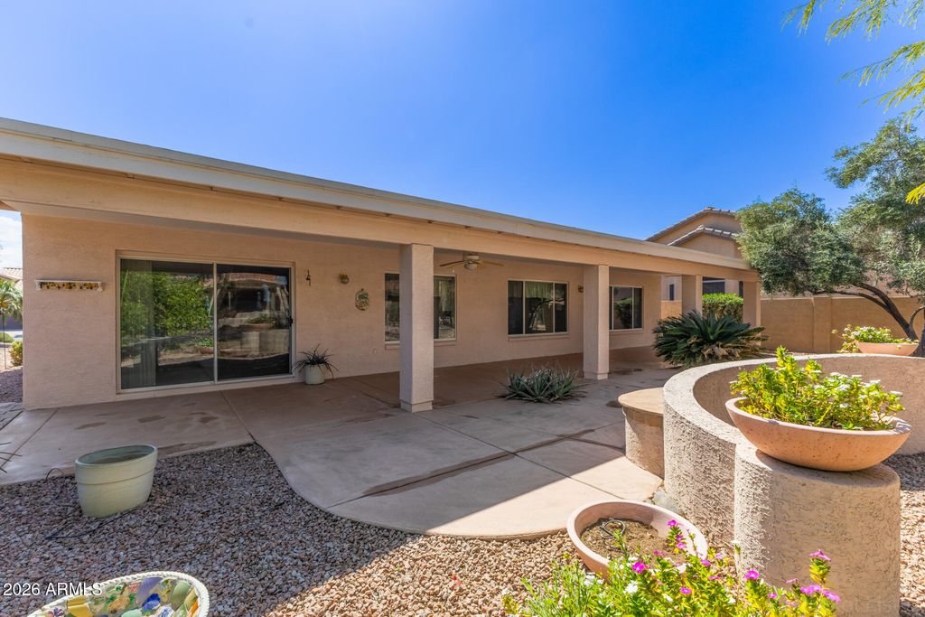 16124 W MULBERRY Drive, Goodyear, AZ 85395