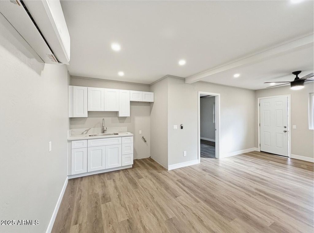 513 E Hatcher Road Apt 6, Phoenix, AZ 85020