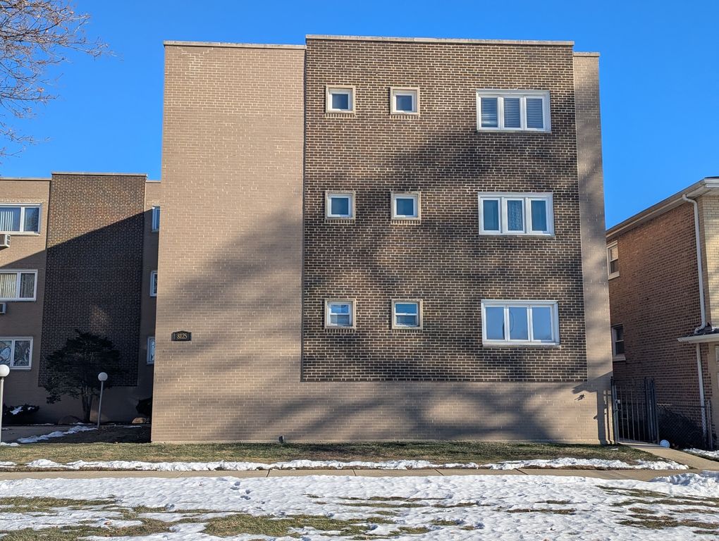 8125 S King Drive D1, Chicago, IL 60619