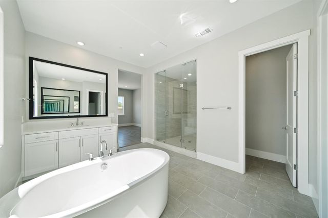 1200 Hillside Ct, Bickford Ranch, CA 95648