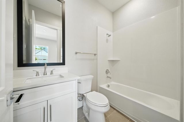 1200 Hillside Ct, Bickford Ranch, CA 95648