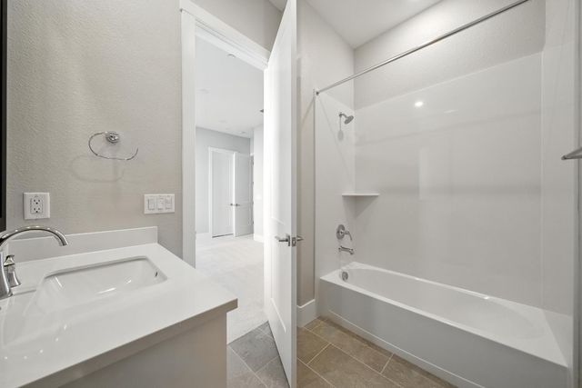 1200 Hillside Ct, Bickford Ranch, CA 95648