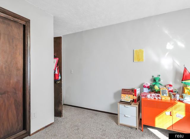 6527 & 6529 Lafayette Avenue, Omaha, NE 68132