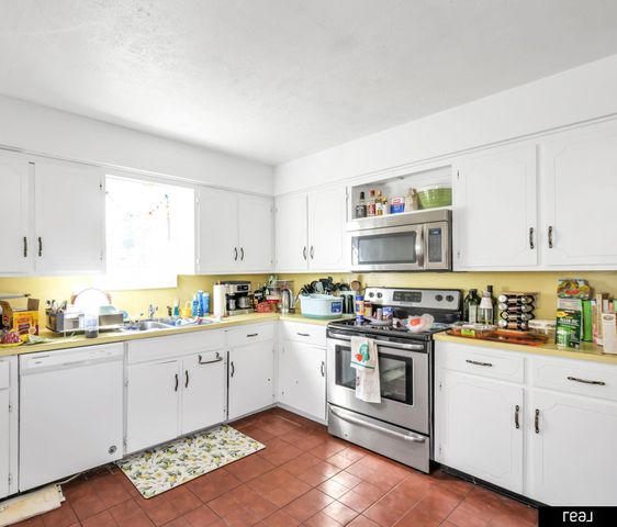 6527 & 6529 Lafayette Avenue, Omaha, NE 68132