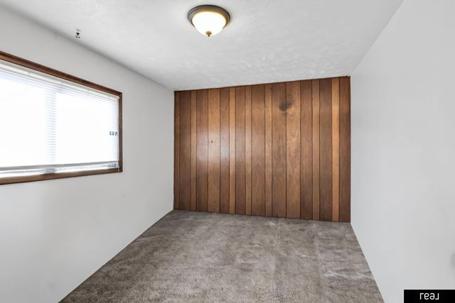 6527 & 6529 Lafayette Avenue, Omaha, NE 68132