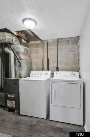 6527 & 6529 Lafayette Avenue, Omaha, NE 68132