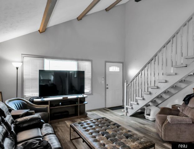 6527 & 6529 Lafayette Avenue, Omaha, NE 68132