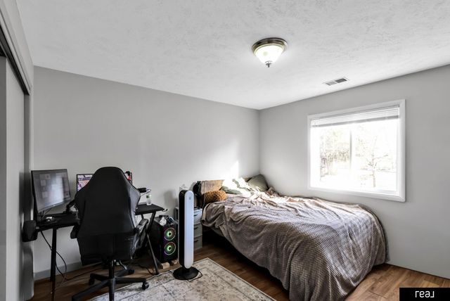 6527 & 6529 Lafayette Avenue, Omaha, NE 68132