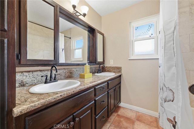 4698 Quartz Hill Road, Lancaster, CA 93536