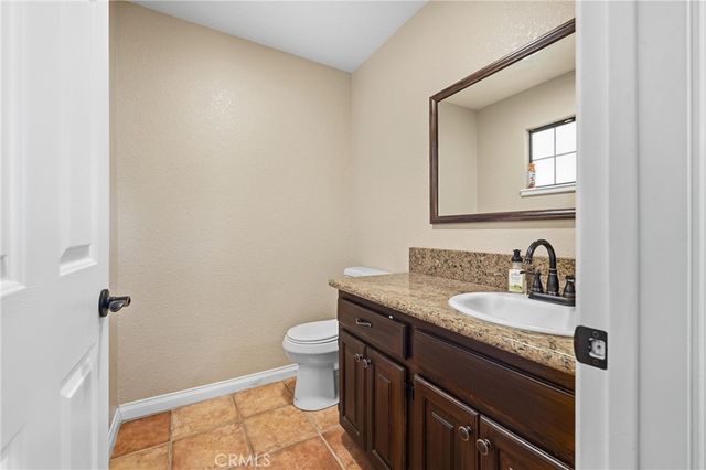 4698 Quartz Hill Road, Lancaster, CA 93536