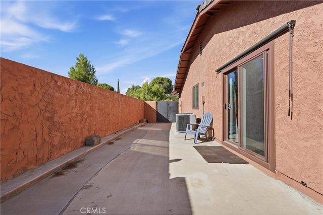 4698 Quartz Hill Road, Lancaster, CA 93536