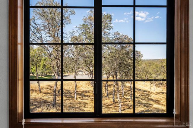 14420 Mesa Ct, Red Bluff, CA 96080