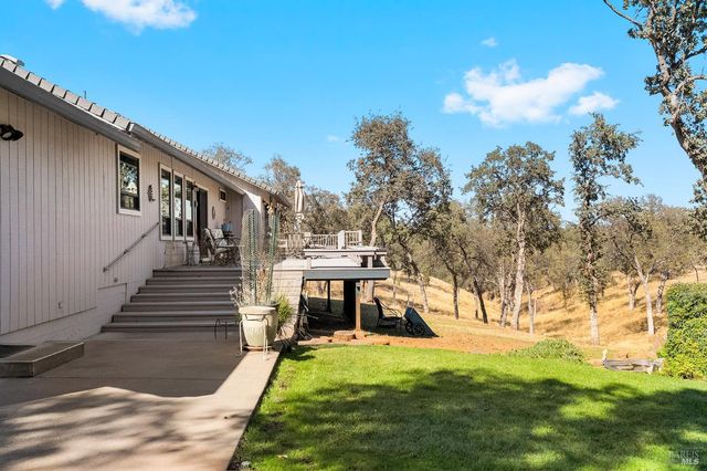 14420 Mesa Ct, Red Bluff, CA 96080