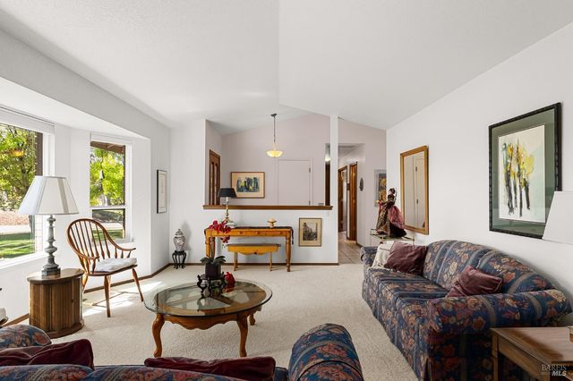 14420 Mesa Ct, Red Bluff, CA 96080