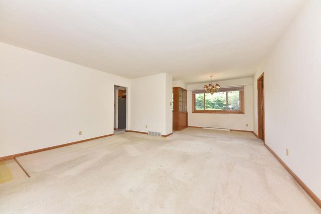 N79W16119 Community DRIVE, Menomonee Falls, WI 53051