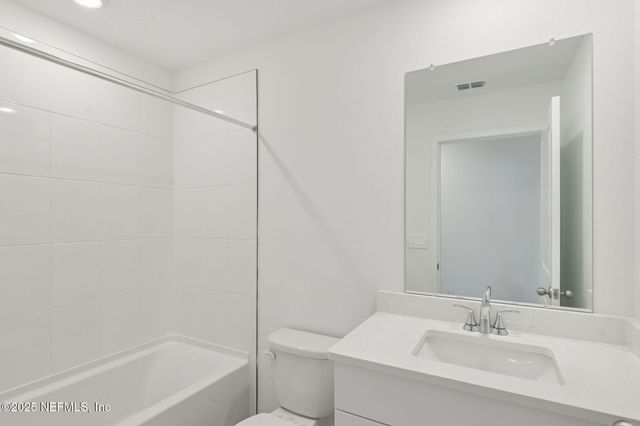 7433 EVERETT FOREST Drive, Jacksonville, FL 32219