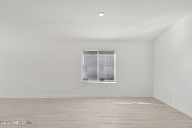 7433 EVERETT FOREST Drive, Jacksonville, FL 32219