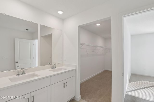 7433 EVERETT FOREST Drive, Jacksonville, FL 32219