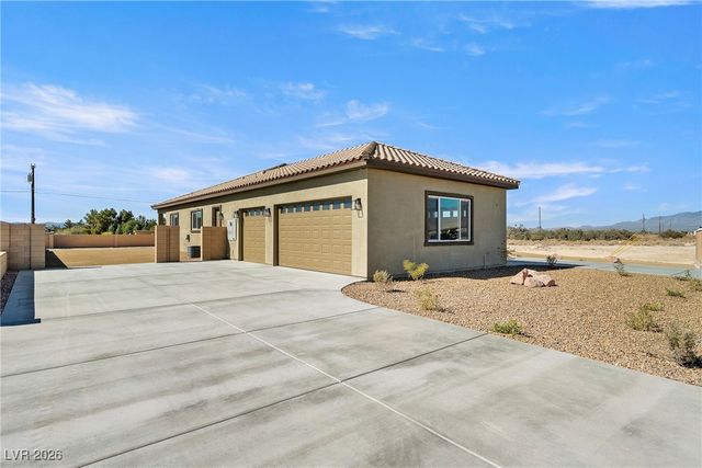 1840 Old West Avenue, Pahrump, NV 89048